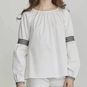 Elizabeth & James Peasant Top Blouse Plus Sz 2X White Embroidered Smocked Sleeve
